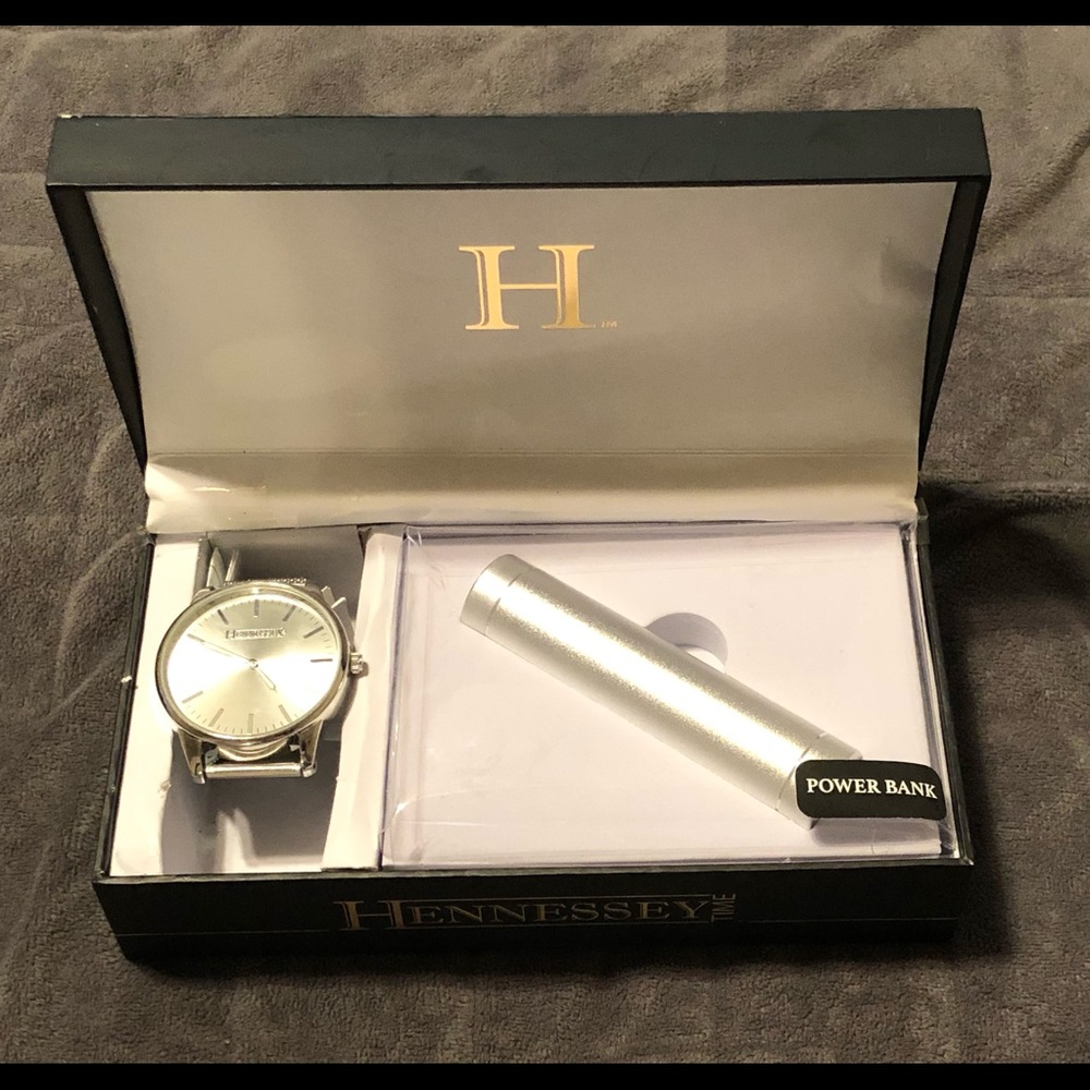 Collectors Hennessey Watch & Power Bank Set